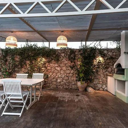 Villa Anemoni