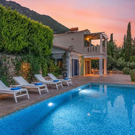 Anemoni Villa *